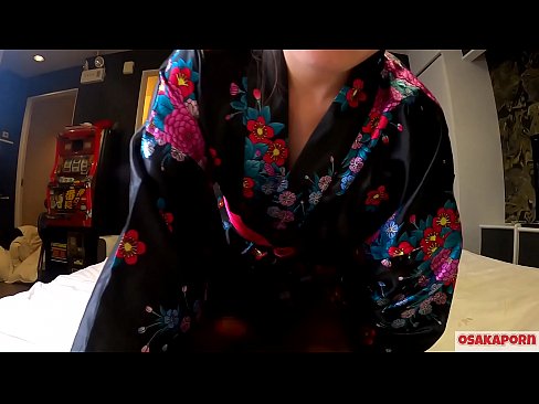 ❤️ Yarinyar cosplay tana son jima'i zuwa inzali tare da squirt a cikin macen doki da busa. Yarinyar Asiya mai gashi mai gashi da kyawawan nonuwa a cikin kayan gargajiya na Jafananci a cikin hoton bidiyo mai son nuna al'aurar tare da kayan wasan fuck. Sakura 3 OSAKAPOORN. ️ Batsa